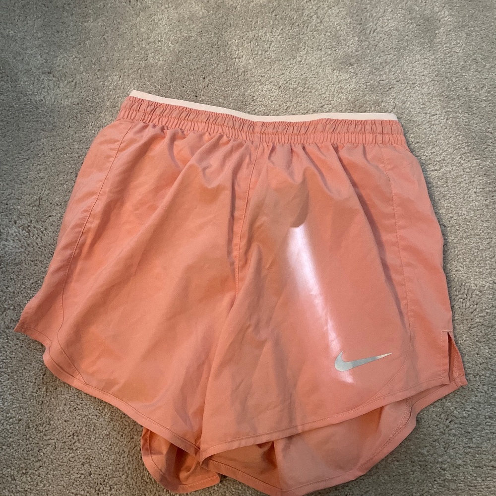 Women's Nike flex standard fit shorts